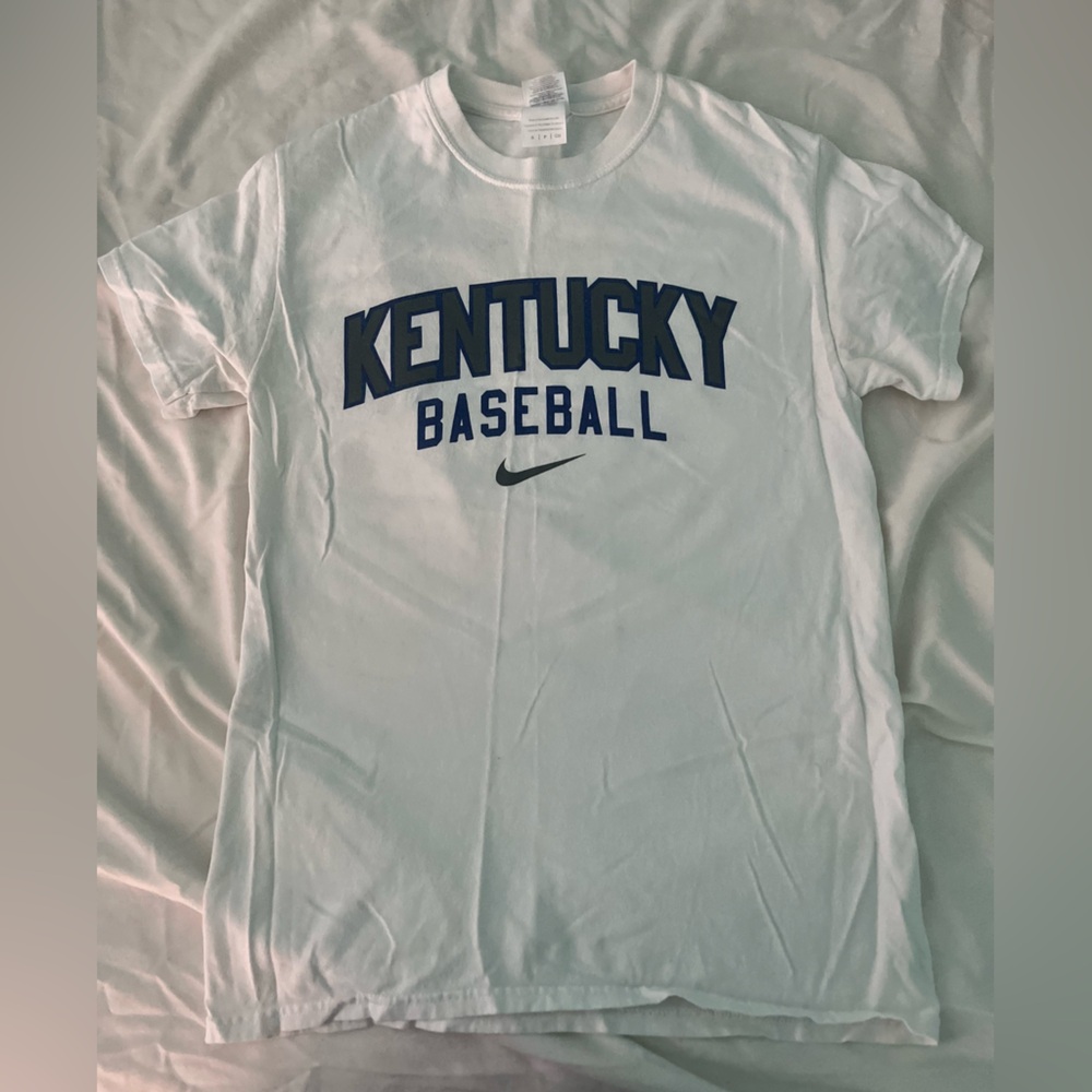 White Kentucky Baseball shirt